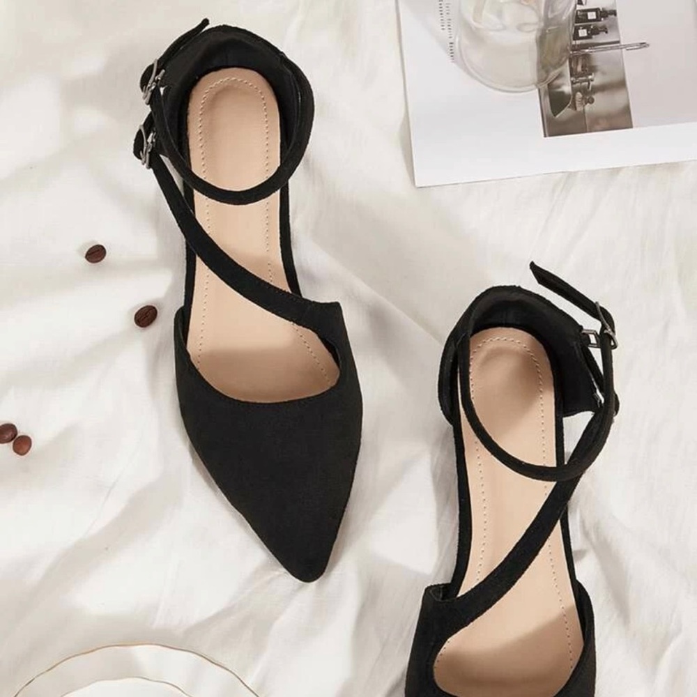 black womens sandals